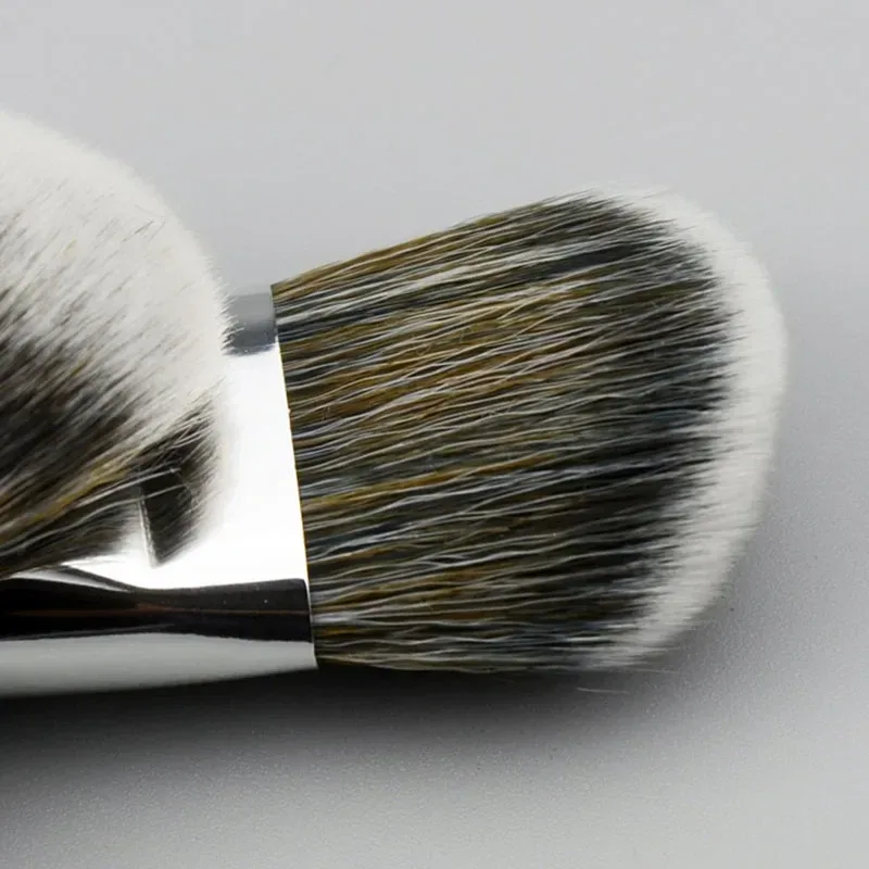 #52 Foundation Concealer Brush #47 Makeup Brushes Angled Broom Liquid Foundation Face Eye Shadow Makeup Tools brochas maquillaje — image 5