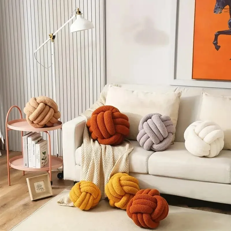 Home decoration Knotted Ball Pillow Indeformable Ecofriendly Knotted Ball Plush Pillow Hand-woven Knotted Ball Back Throw Pillow — image 2