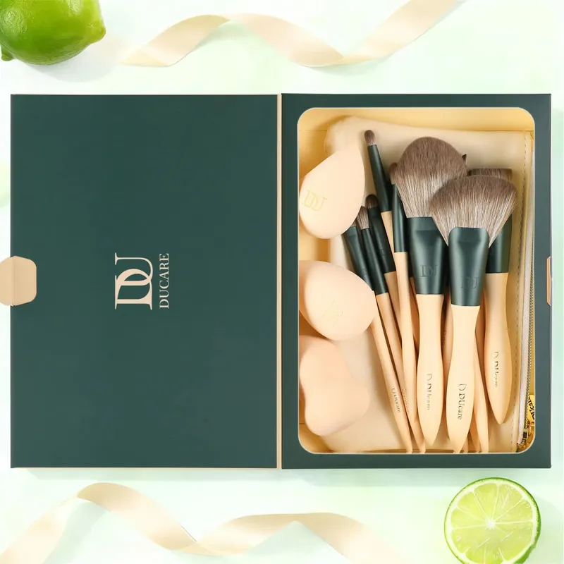 DUcare Makeup Brush Set 14Pcs with 3Pcs Makeup Spong & Cosmetic Bag - Professional Kabuki Foundation Blending Eyeshadow Brushes