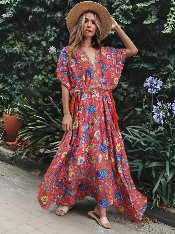 Boho Queens Women Peacock Květinový potisk Netopýří rukáv Plážové Bohémské Maxi šaty Dámské Letní šaty s výstřihem do V Letní šaty Vestidos — image 6