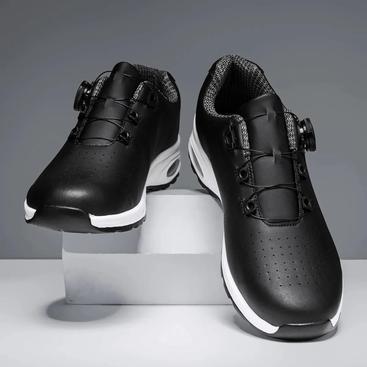 Simple Nen's Casual shoes With Comfortable and Breathable design Air-cushioned sole Suitable for Outdoor Cycling and Golfing.