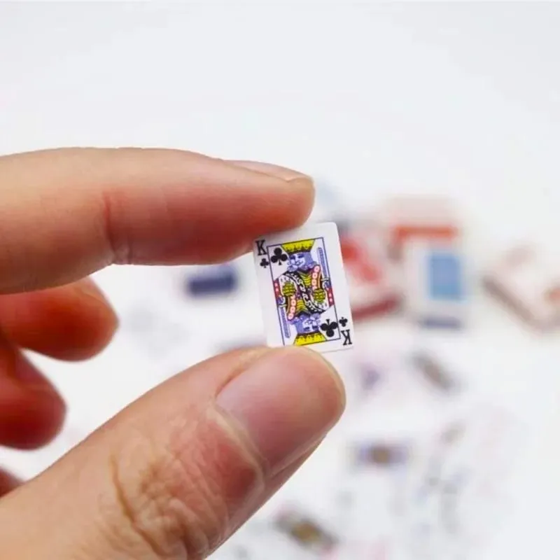10Pcs Mini Kad Permainan Hujung Jari Set Perjalanan Luaran Mudah Alih - Permainan Parti Super untuk Perhimpunan Mainan Permainan Kad Kecil yang Ideal — image 5