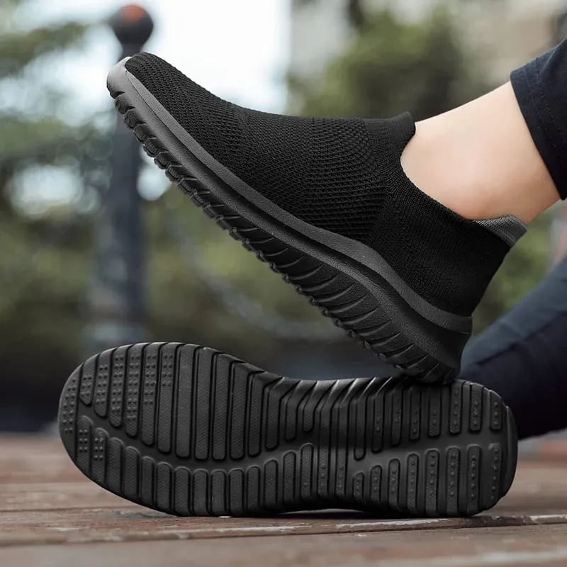 2026 New Comfortable casual shoes man classic sneakers Durable black Flat Canvas Shoes sneakers — image 4