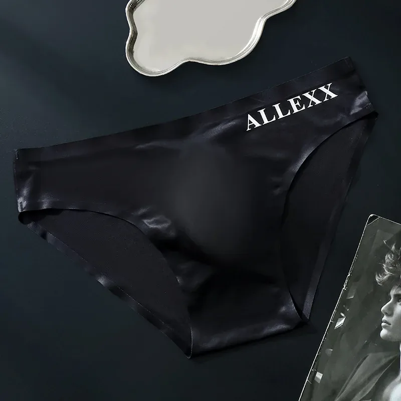 Sømløse issilketrusser til mænd Sissy Convex Pouch-trusser Ultratynde gennemsigtigt lingeriunderbukser Elastisk lavtaljeundertøj