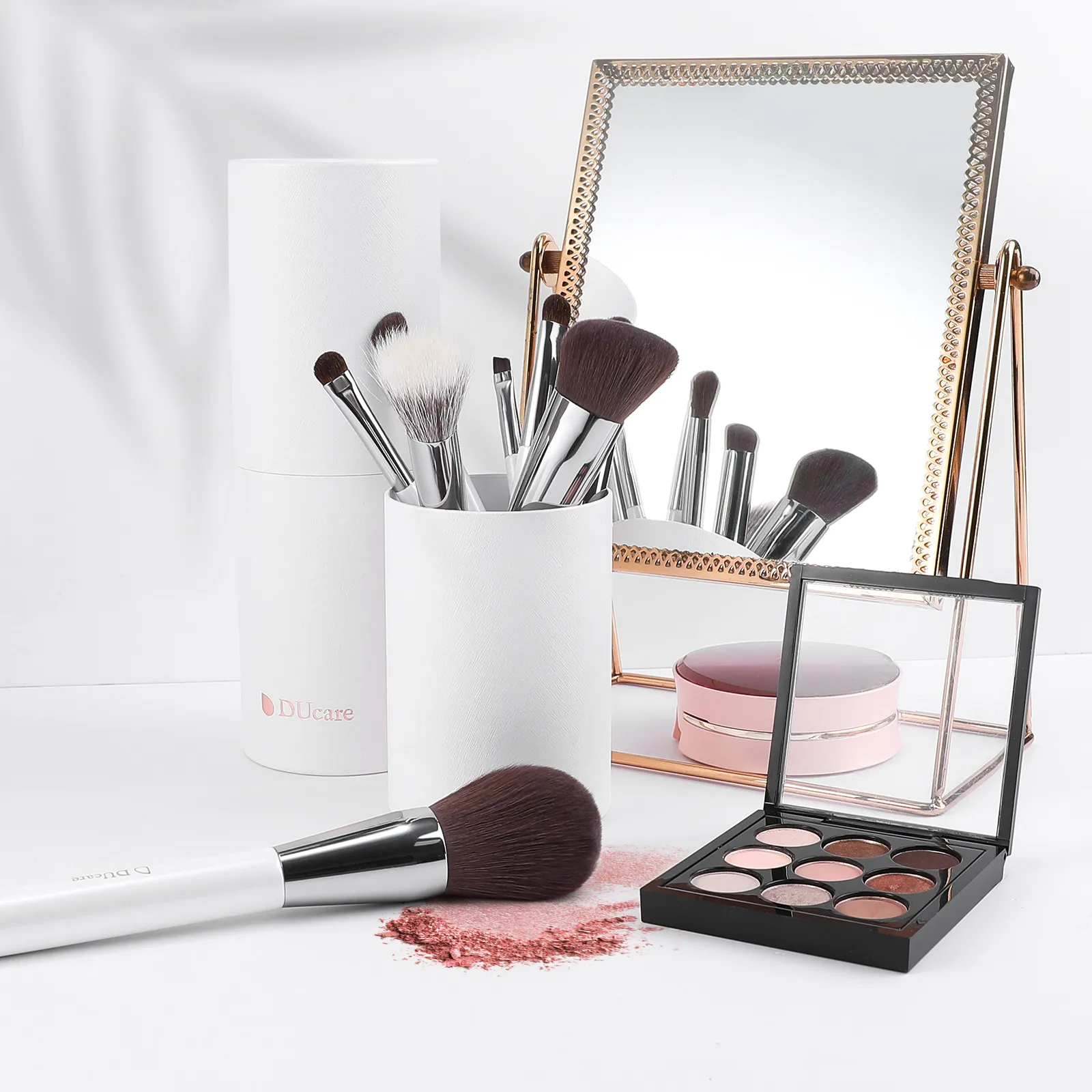 DUcare Makeup Brush Set 9pcs Foundation Blending Powder Blush Concealers Eyeshadows Brushes Must Have Beginner Use With Holder — image 5