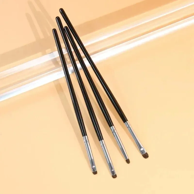 Small Angle Precise Detail Eyeshadow Brush Soft Horse Hair Eyelid Highlighter Lying Silkworm Makeup Brushes Eyes Make Up Tools — image 1