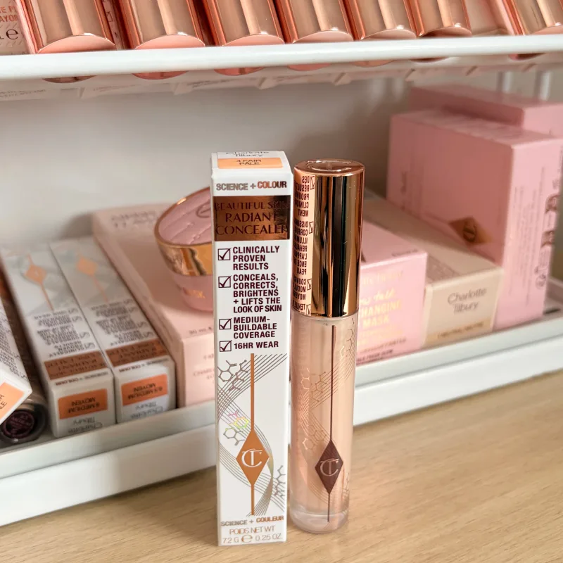 Charlotte Tilbury Softening Essence Concealer Honey Brightening in The Face Covering Spots Covering Dark Circles Under The Eyes — image 9