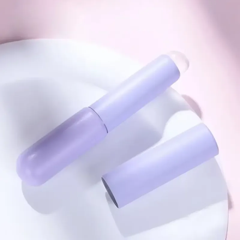 Wholesale Silicone Lip Brush With Cover Cap Concealer Brush Like Fingertips Q Soft Lipstick Makeup Brushes Round Head No Broken — image 12