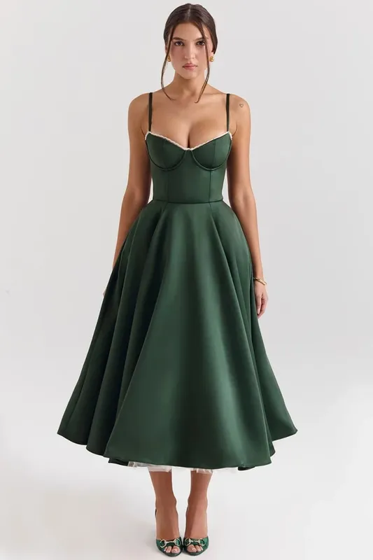2026 봄/여름 하이 엔드 새틴 Strapless 중공업 프랑스어 허리 스트랩 섹시한 뜨거운 여자 중간 롱 드레스 여성 우아한