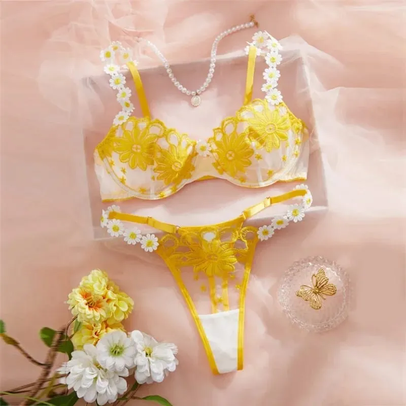 Vílí sexy sada spodního prádla Sladké krajkové spodní prádlo Luxusní intimní erotické prádlo Krásné květinové vyšívané sady podprsenky a kalhotek — image 1
