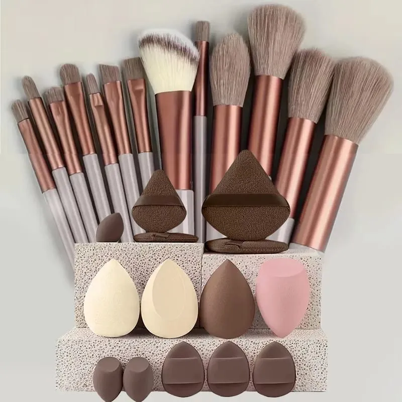 12pcs Makeup Brush Kit Soft Synthetic Hair Make Up Brushes Foundation Blush Eyeshadow Cosmetic Makeup Tools — image 16