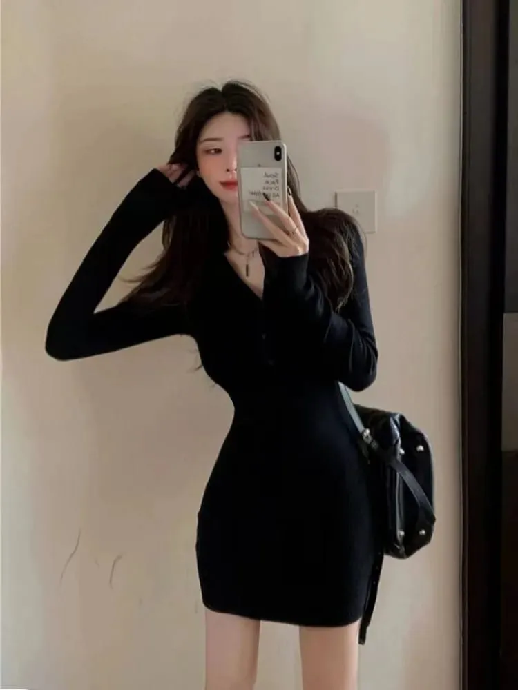 가을 겨울 미니 드레스 여성 브이 넥 버튼 섹시한 스웨터 우아한 Bodycon 드레스 긴 소매 가운 짧은 치마 허리 솔리드 — image 6