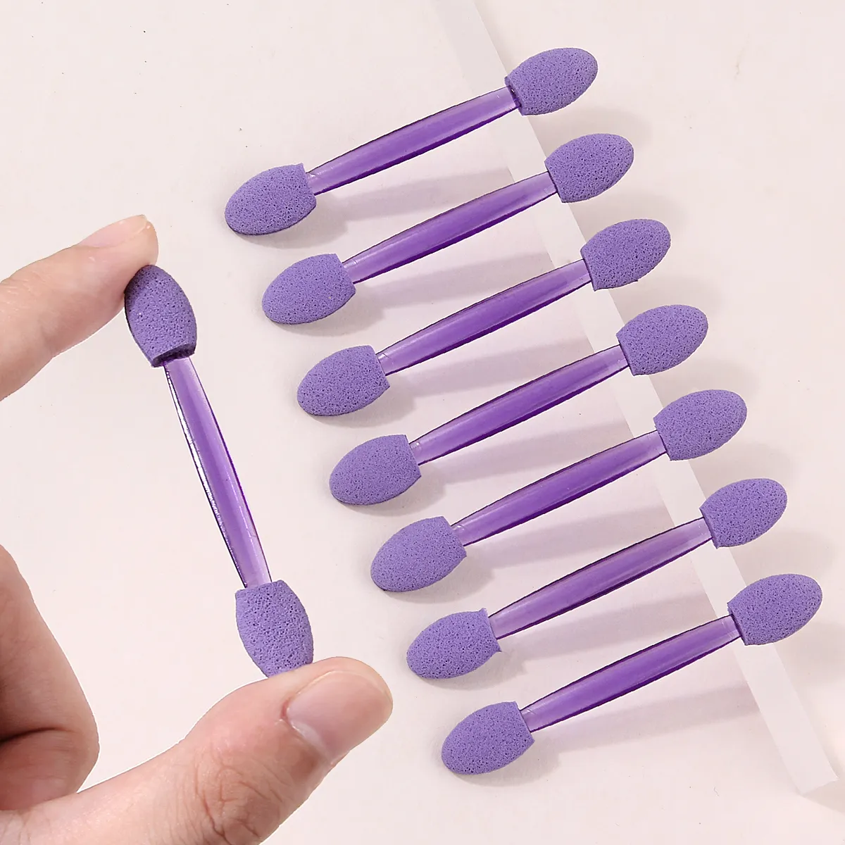 50 τεμ. Διπλής άκρης Eyeshadow Sponge Applicators Μωβ βούρτσες μακιγιάζ μιας χρήσης για Concealer για σκιές ματιών Nail Art & Eyebrow — image 4