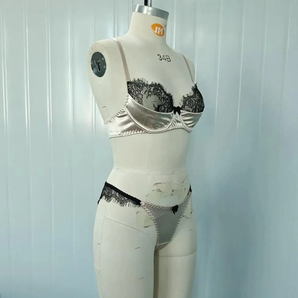 Satin Stoff Wimpern Spitze Patchwork Ultradünne Ungefütterte BH-Sets Unterwäsche mit Bügel Sexy Dessous Frauen Büstenhalter — image 6