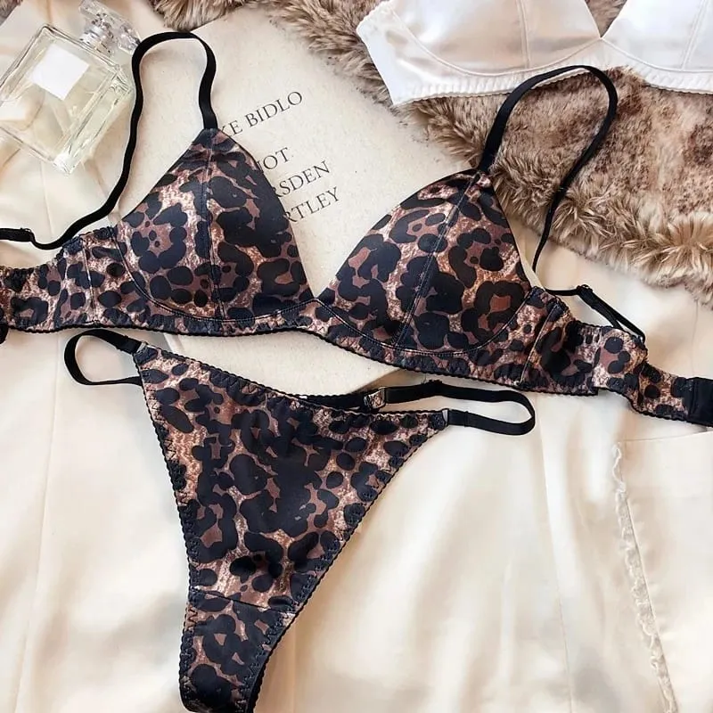 Summer Women Underwear Set Sexy Silken Triangle Cup Wireless Bras French Bralette Seamless Intimates Bra and Thong Lingerie Set — image 8