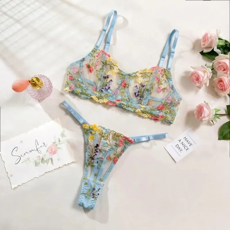 2-Piece بوهيميا الأزهار مجموعة الملابس الداخلية التطريز تنوعا الملابس الداخلية العشير Underwire رفع شير البرازيلي اللباس الداخلي مجموعة لسيدة فتاة