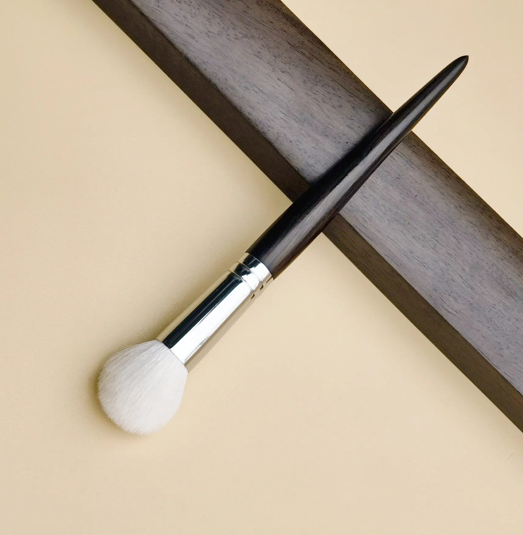 Blush Makeup Brush Powder Natural Fine Goat Hair Luxury Ebony Handle Make Up Brushes Beauty Tools — image 1
