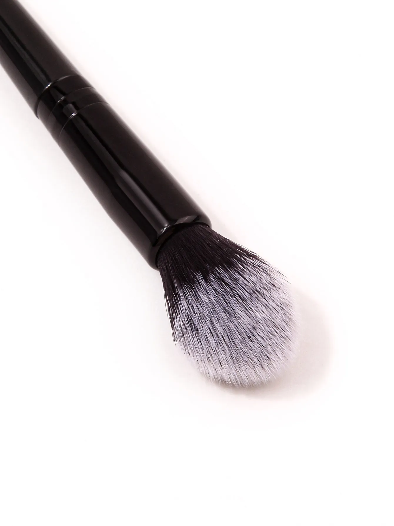 Peach Heart Blusher Brush Powder Blush Cream Liquid Blush Makeup Brushes Flat Small Precise Blush Brush Makeup Tools — image 5