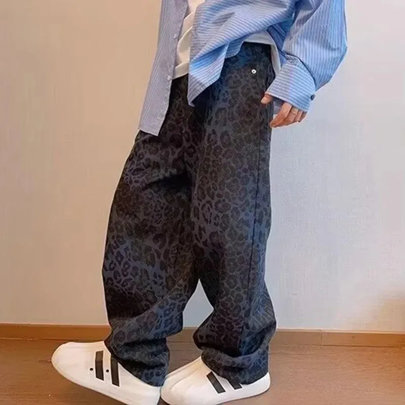 Men Loose Wide Leg Leopard Graphic Jeans Male Classic American Vintage Denim Pants Youth Popular Daily Streetwear Denim Trousers — image 8