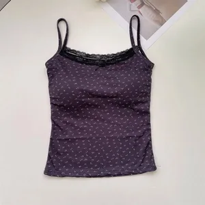 1 ชิ้นฤดูร้อนเสื้อกั๊กหญิงลูกไม้เซ็กซี่ Bras ผู้หญิงดอกไม้พิมพ์เสื้อ Lady ภายในสวมใส่ Camisoles Slim พร้อมชุดชั้นในเบาะ
