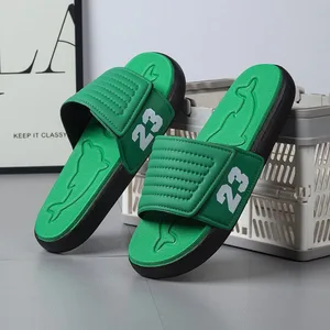 Chinelos de verão respiráveis ​​homens leves chinelos de secagem rápida confortáveis ​​slides interiores e exteriores à prova dwaterproof água sapatos de praia