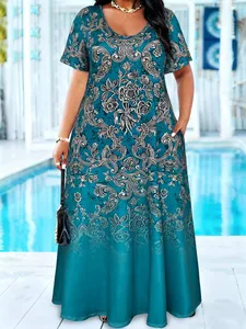 Plus size kricka barock blommönster Maxiklänning Sommar Casual Kortärmad Scoop Neck Lös lång solklänning med ficka