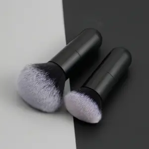 Suuri pyöreävartinen puuterisivellin musta meikkisiveltimet Fluffy Soft Professional Powder Foundation poskipunasivellin Kosmeettiset tarvikkeet