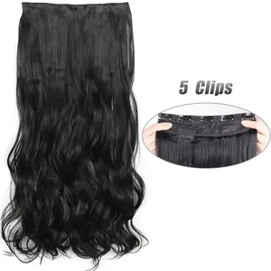 Extensions de cabell amb 5 clips ondulats llargs Posticis de fibra sintètica 22/32'' Negre Rossa Color barrejat Cabells falsos Ús diari