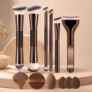 Conjunto de pincéis de maquiagem de 12 peças com 6 pincéis planos e redondos e 6 esponjas para base, pó, blush e sombra