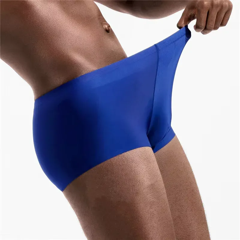 Seamless Ice Silk Boxers Herr Enfärgad Kalsonger för män Ultratunna Sexiga Underkläder Sommar COOL Trunk Shorts
